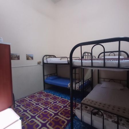 Homestay Melewar Parit Raja Eksteriør bilde